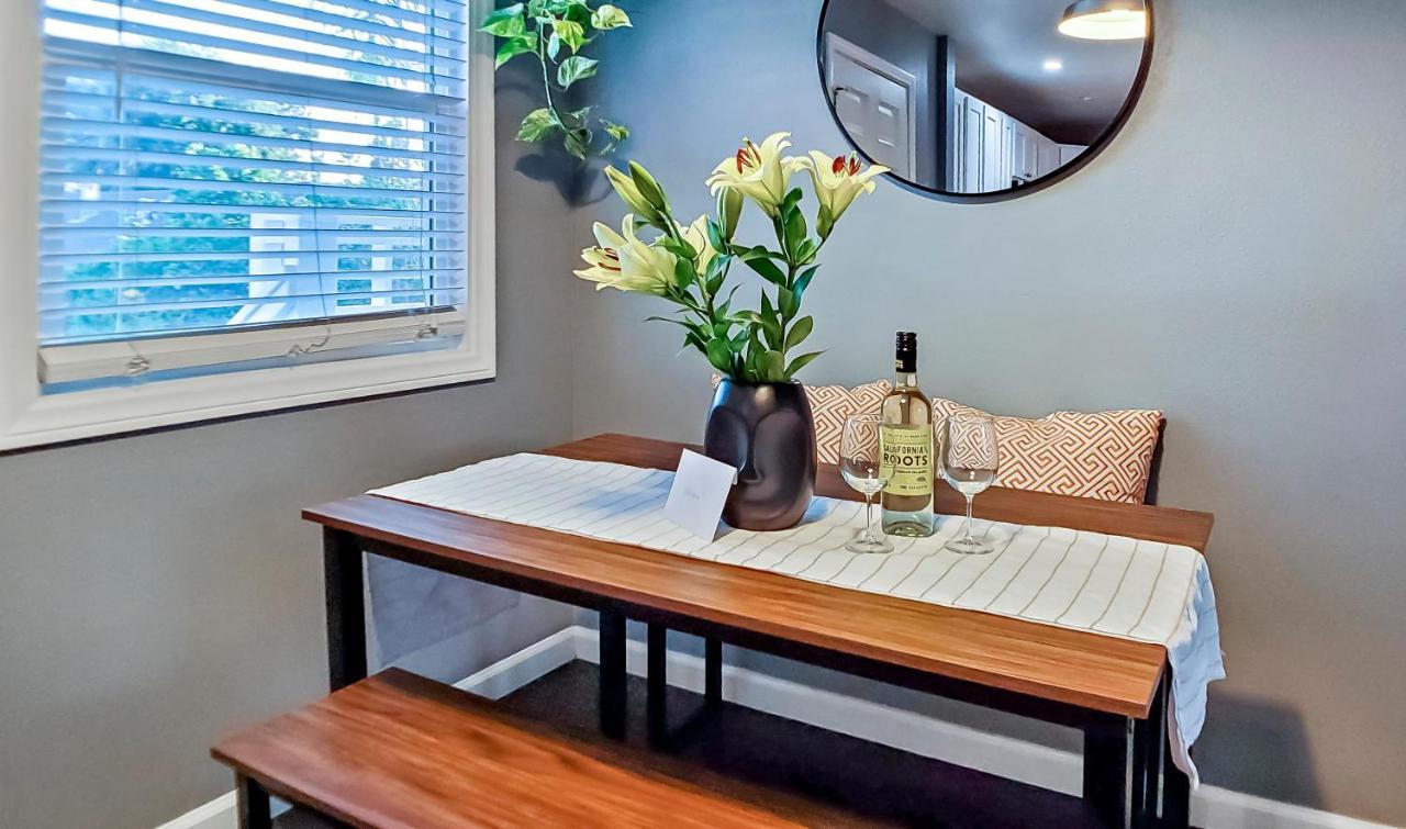 Apartment Located In Historic District Mins To Downtown, Beaches & Convention Center Long Beach Esterno foto
