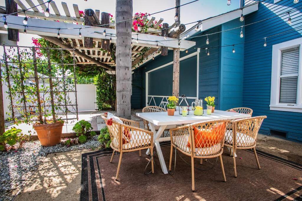 Apartment Located In Historic District Mins To Downtown, Beaches & Convention Center Long Beach Esterno foto